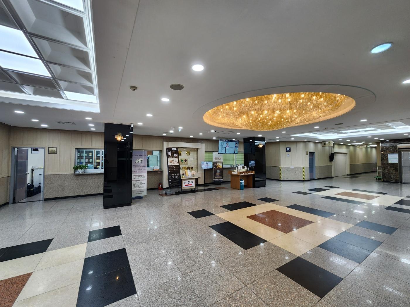 1층 로비