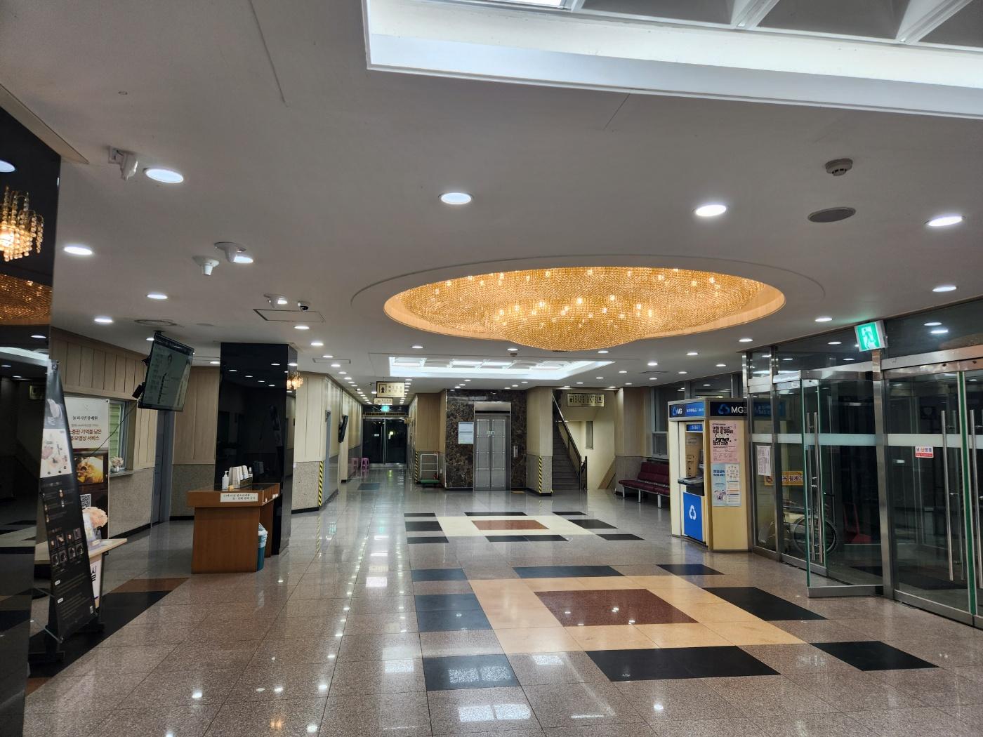 1층 로비